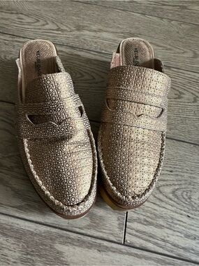 Kelsi Dagger Clog Slip-Ons